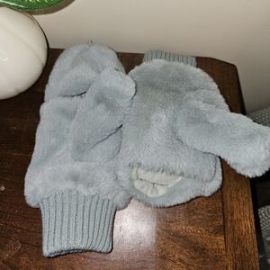 House of Harlow‎ 1960 Faux Fur Lady Button Flip Top Mittens Sage Green One Size